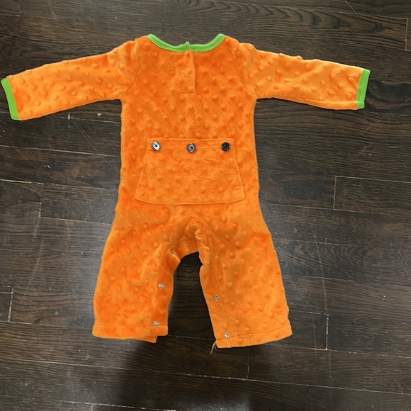Mudpie 0-6m Halloween Onesie - Picture 2 of 3